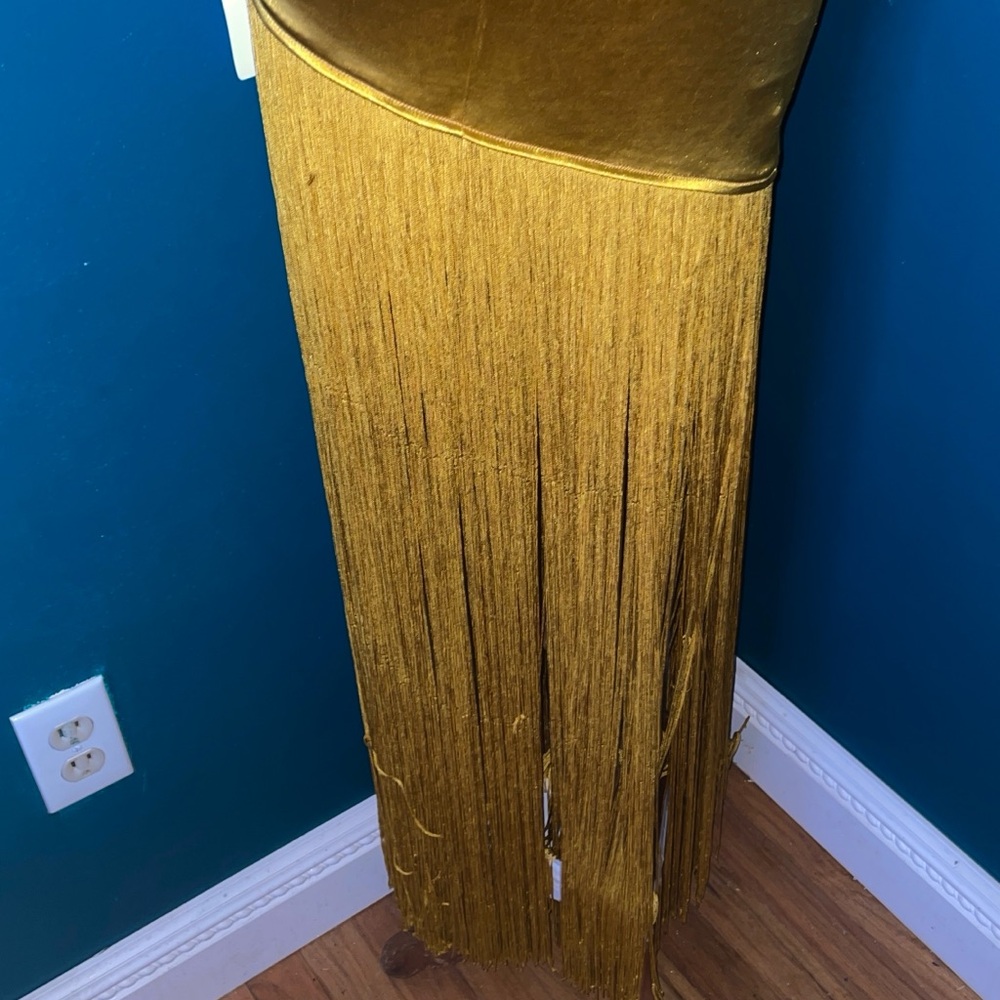 Bronx & Banco Bali Gold Gown - Picture 10 of 10